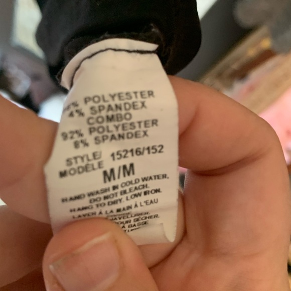 MICHAEL TYLER LACE TOP 18” PTP - Picture 3 of 3